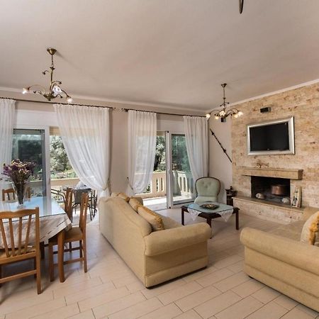Villa Fairies Lygia  Luaran gambar