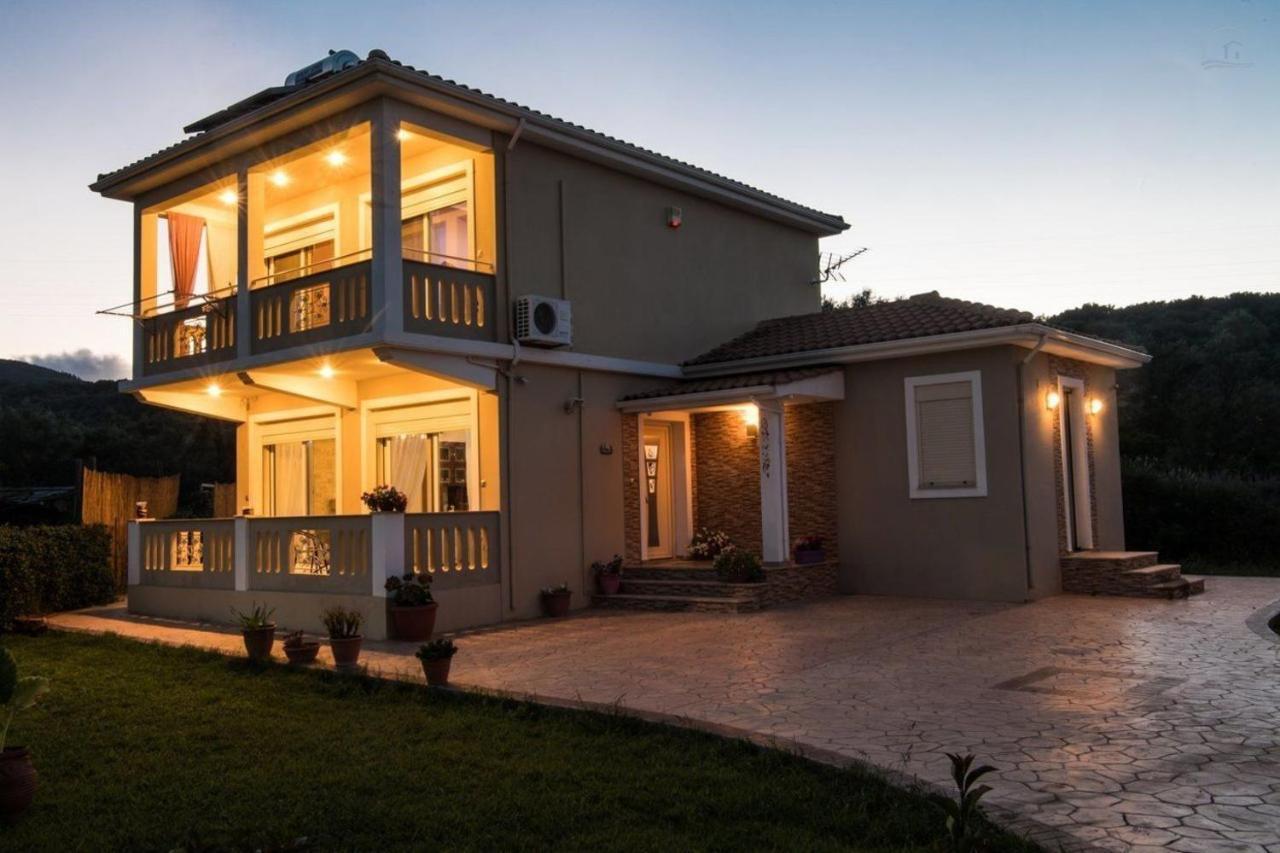 Villa Fairies Lygia  Luaran gambar